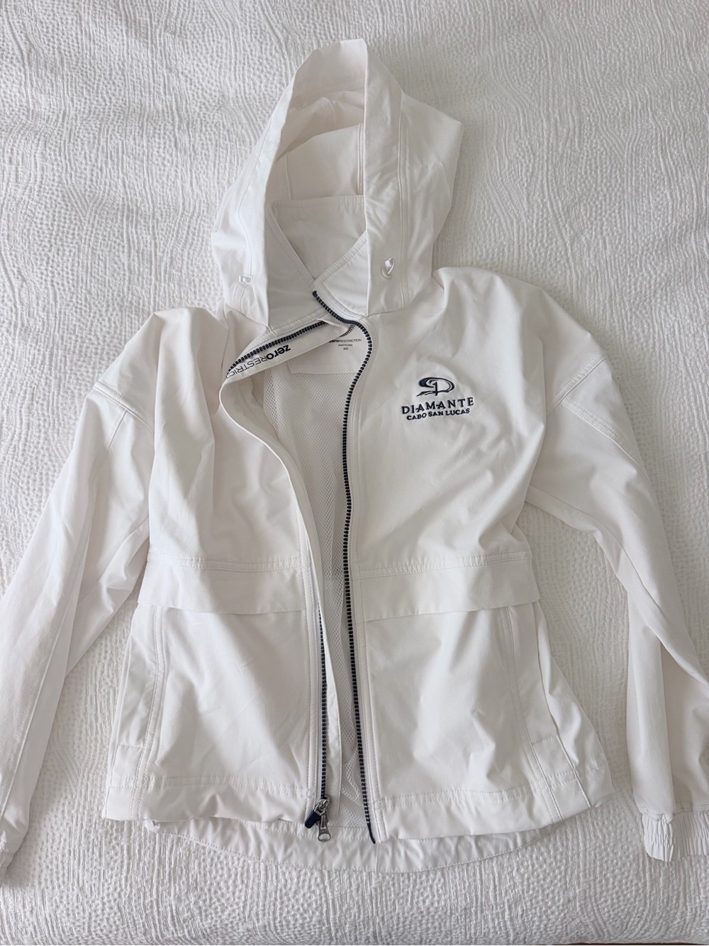 Golf windbreaker